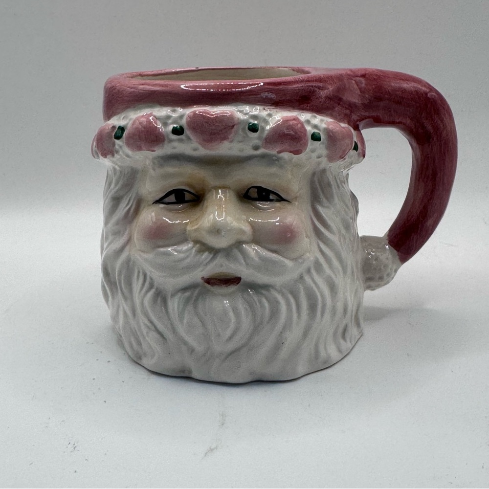 Vintage Santa Coffee/Cocoa Mug, Decorative Christmas Hand-painted Ceramic, EUC